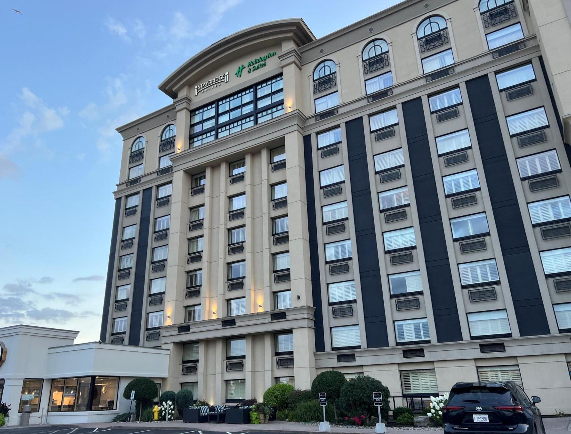 Holiday Inn Hotel & Suites St.Catharines-Niagara By Ihg Sainte-Catherine Екстериор снимка