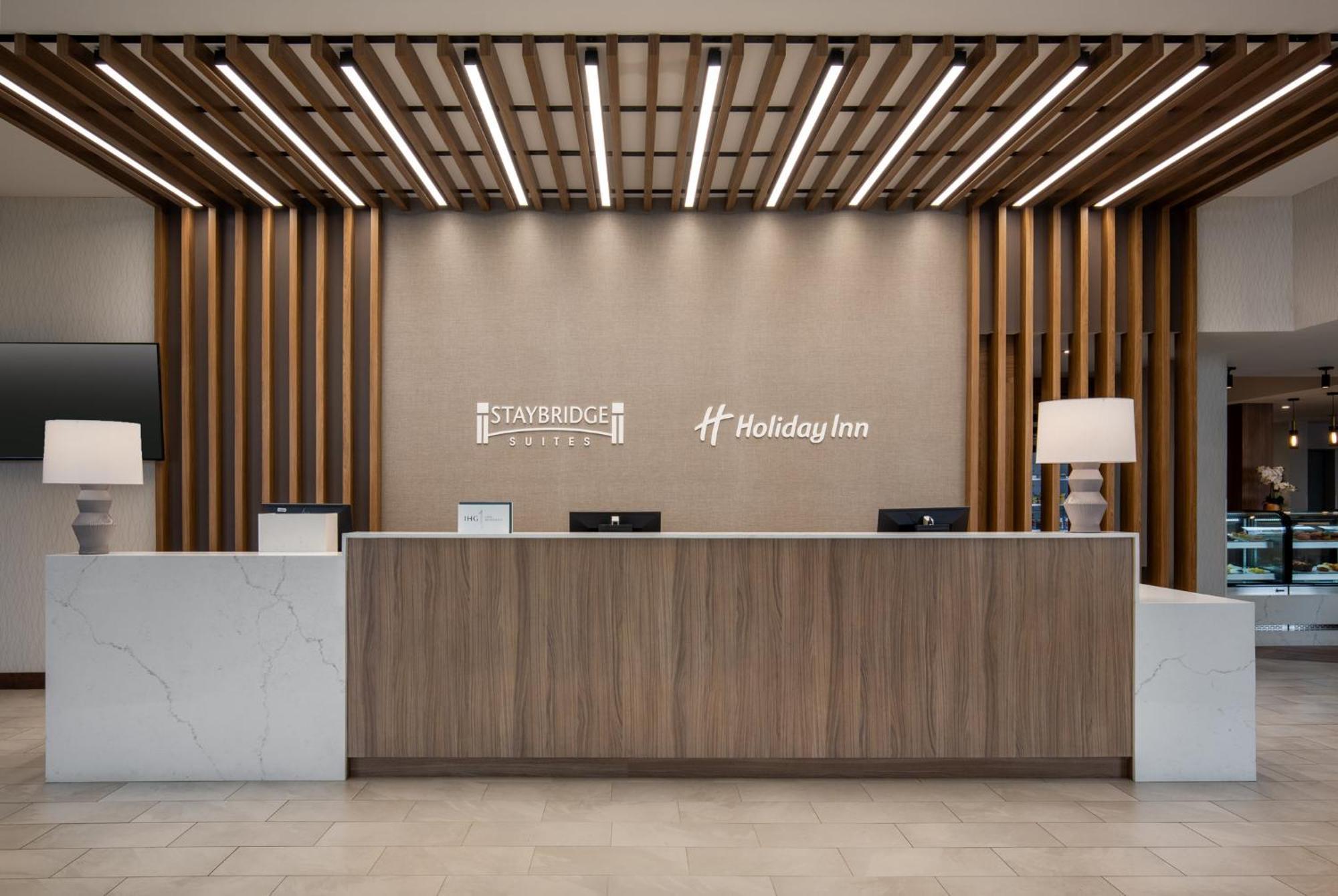 Holiday Inn Hotel & Suites St.Catharines-Niagara By Ihg Sainte-Catherine Екстериор снимка