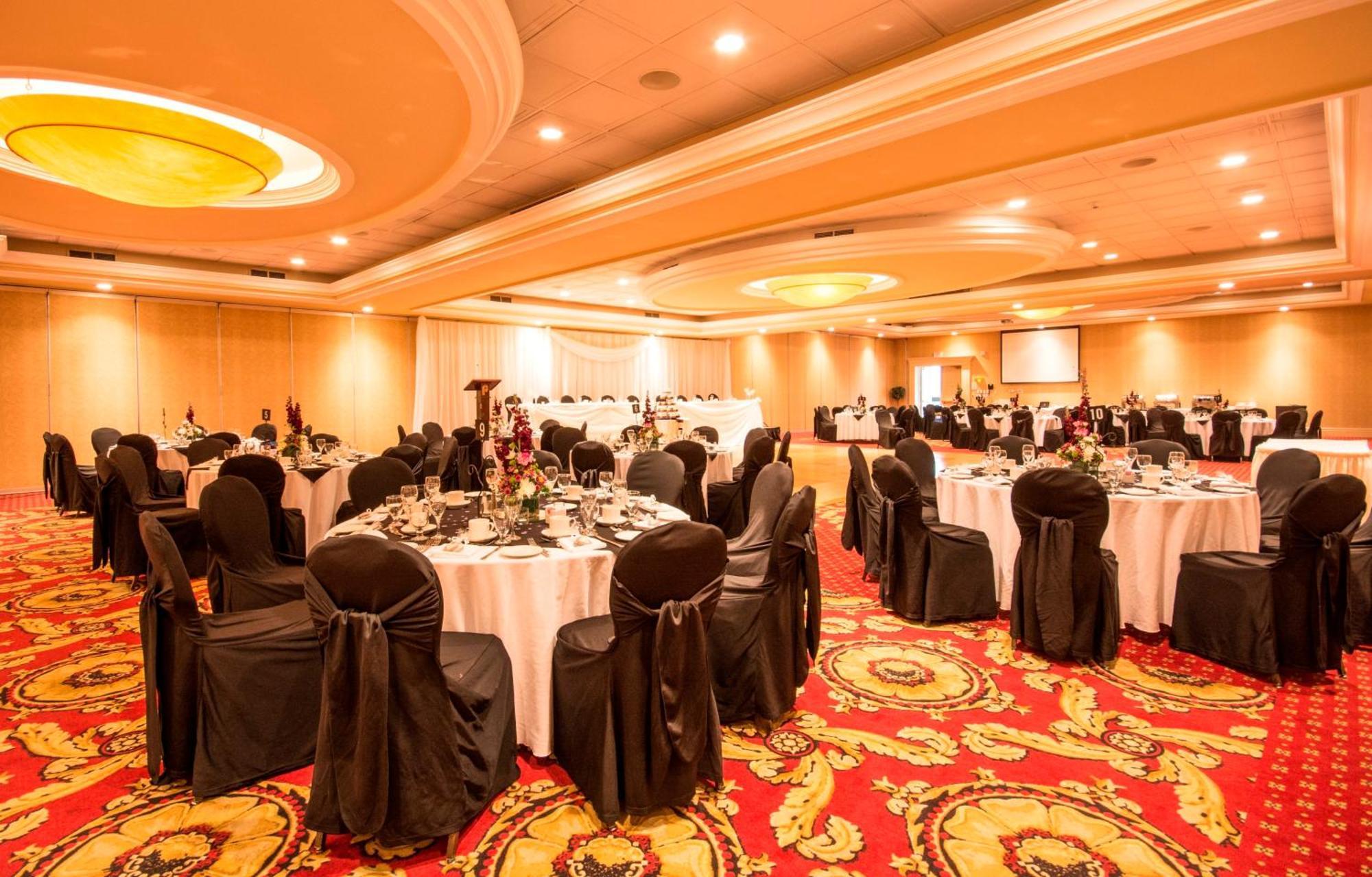 Holiday Inn Hotel & Suites St.Catharines-Niagara By Ihg Sainte-Catherine Екстериор снимка